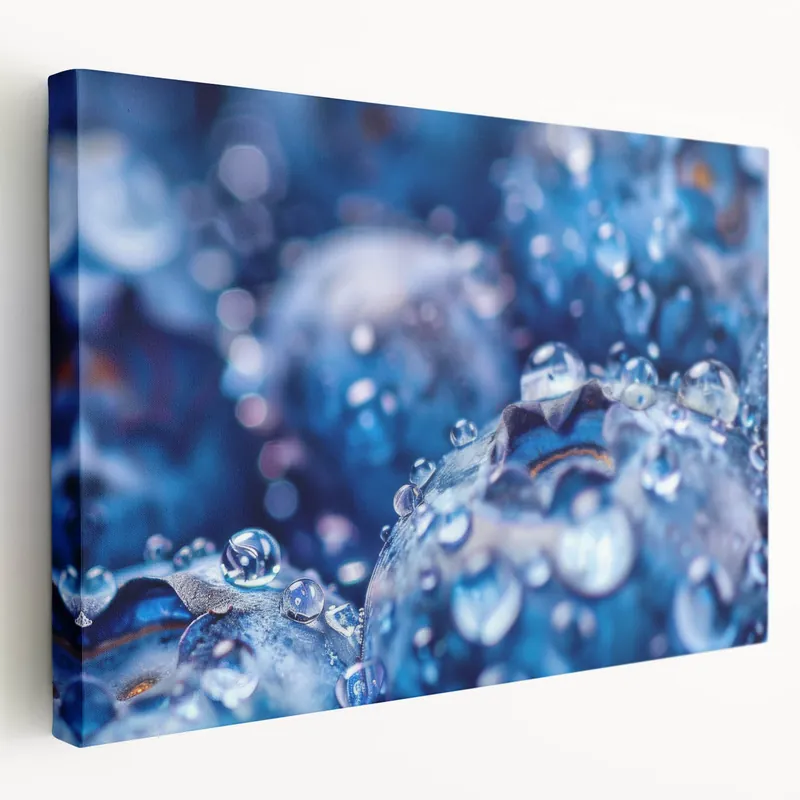 Blueberry Water Close-Up Art - Scenic Water-Themed Nature Canvas Print Budget