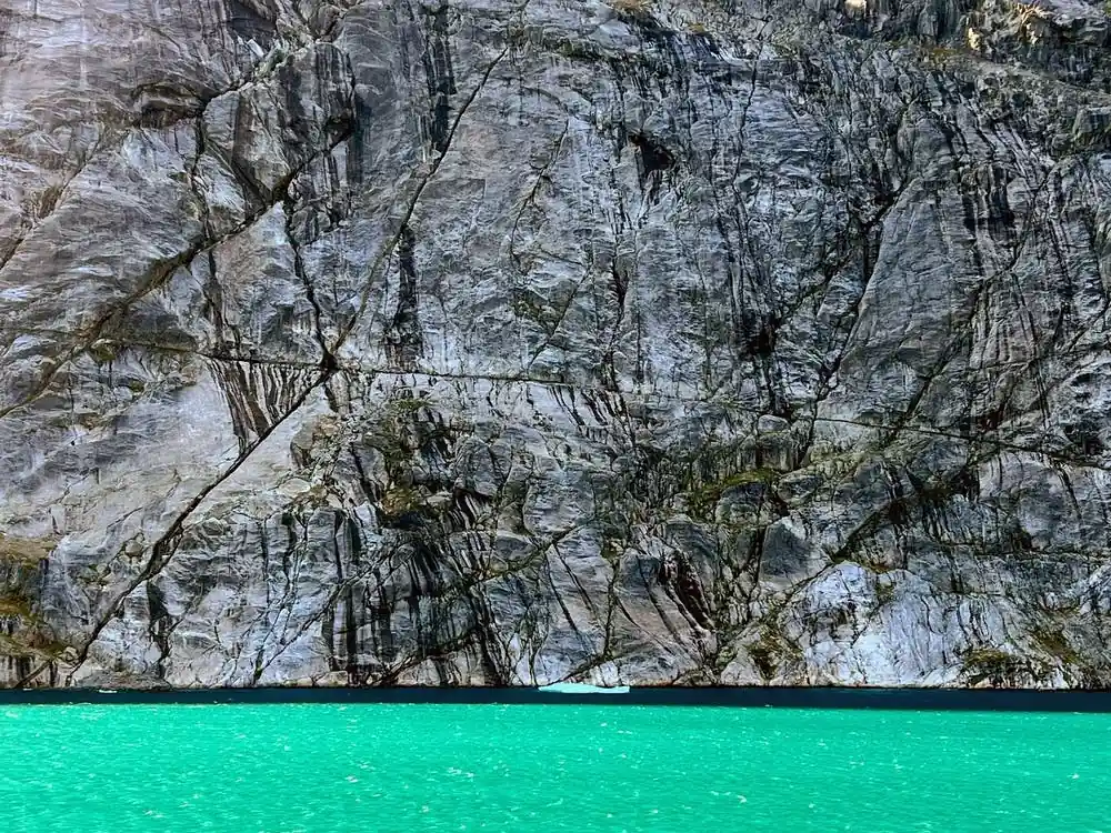 Green Lake In The Mountains (Greenland Series) Fresh Stock