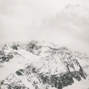 Winter Blizzard Mountain Weekend Sale